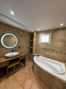 Photo de galerie - Pose de carrelage , rénovation salle de bain 