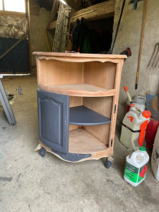 Photo de galerie - Ponçage plus peinture 