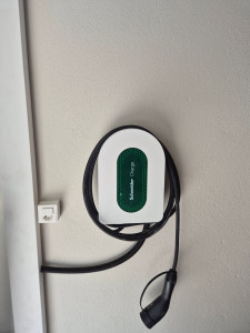 Photo de galerie - Borne de recharge pour véhicules électriques 