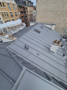 Photo de galerie - Toiture en zinc quartz brizzie ardoise terasson zinc Paris 14 eme 
