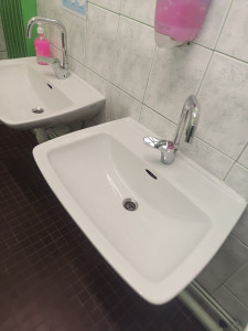 Photo de galerie - Pose de lavabo