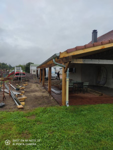 Photo de galerie - Pose de gouttières.