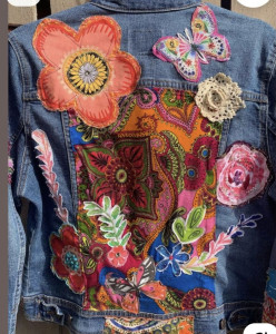 Photo de galerie - Veste brodée jean