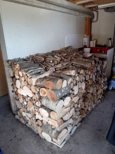 Photo de galerie - Rangement de bûches 