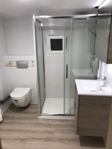 Photo réalisation - Plomberie - Installation sanitaire - Marben (MSRB RENOV) - Étampes-sur-Marne : Rénovation complète salle de douche wc