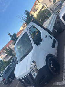 Photo de galerie - Je vous débarrasse de tout se que vous avez plus besoin je vide maison cave garage jardin ect gravats terre je peut aussi allez chercher des meubles ou vous amener du matériel sur le chantier telles que gravier sac de béton ect…