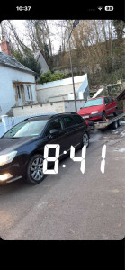 Photo de galerie - Remorquage voiture + réparations 