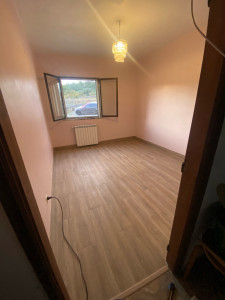 Photo de galerie - Pose de carrelage imitation parquet 