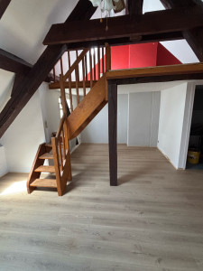 Photo de galerie - Pose d’un parquet avec quart de rond en plein Tours Centre 