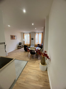 Photo de galerie - Travaux réalisés, parquet, carrelage, bande, ponçage peinture