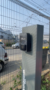 Photo de galerie - Borne de recharge pour véhicules électriques 