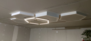 Photo de galerie - Hexagone fait main, ruban Led et interrupteur 