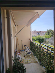 Photo de galerie - Montage store balcon