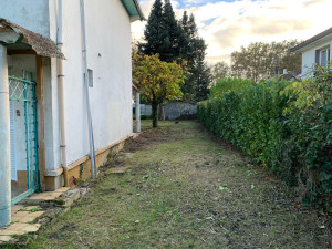 Photo de galerie - Taille de haie, débroussaillage, tonte.