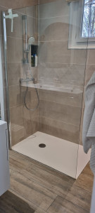 Photo de galerie - Paroi de douche .