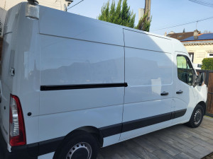 Photo de galerie - Mon véhicule est suffisamment grand pour réaliser tout vos petits travaux ou manutention 