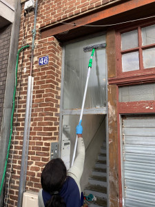 Photo de galerie - Nettoyage de vitres 