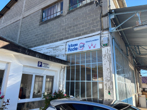 Photo de galerie - Façade de l'entrepot