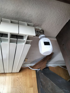 Photo de galerie - Pose de têtes thermostatiques connectées 