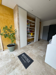 Photo de galerie - Placards de rendement sur mesure 