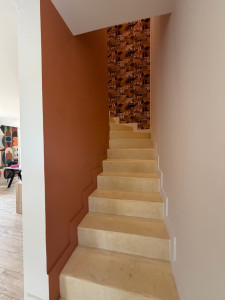 Photo de galerie - Remise en état d’une cage d’escalier 