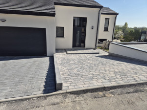 Photo de galerie - Bricolage et multi services