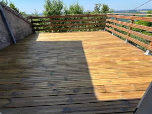 Photo de galerie - Fabrication terrasse bois + garde corps 