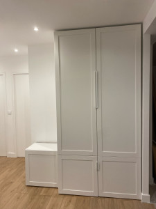 Photo de galerie - Montage plus attachement du meuble aux mur 