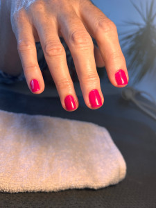 Photo de galerie - Vernis semi permanent sur ongles naturels