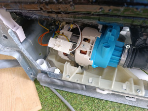 Photo de galerie - Diagnostic et remise en état des appareils électroménagers. 
entretien et remise à niveau des appareils électroménagers.

