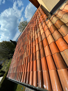 Photo de galerie - Traitement nettoyage toiture (après)