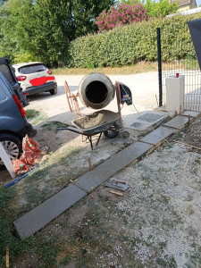 Photo de galerie - Création d'un seuil pour portail 