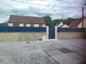 Photo de galerie - Clôture alu sur muret