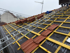 Photo de galerie - Rénovation de toiture avec écran HPV ( tuiles H14 )