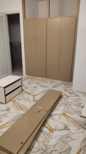 Photo de galerie - Montagne des placards, des lits... Etc