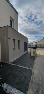 Photo de galerie - Réalisation de un entée en béton drainant 