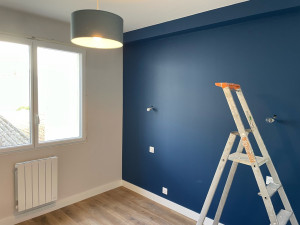 Photo de galerie - Après lissage des murs, ponçage et mise en peinture