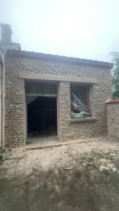 Photo de galerie - Rénovation d’un revêtement de façade en pierre (type silex)