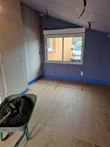 Photo de galerie - Rénovation complète, transformation d'un garage

 en bureau 