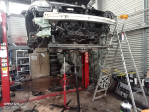 Photo de galerie - Dépose boîte de vitesse 







