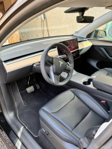 Photo de galerie - Lavage intérieur d’une Tesla Model Y