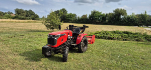 Photo de galerie - Tracteur 26cv avec broyeur 