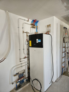Photo de galerie - Installation d'une pompe à chaleur Daikin bi-zone