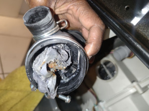 Photo de galerie - Déblocage clapet anti retour de la durite de vidange Lave-linge