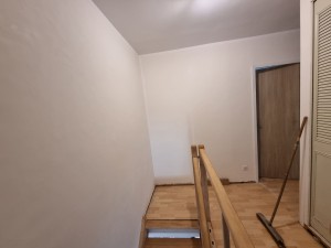 Photo de galerie - Rénovation d'une cage d'escalier par un enduit platre 