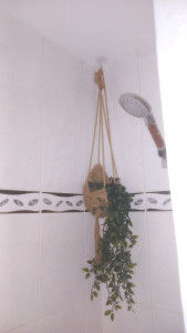 Photo de galerie - Salle de bain clean, fonctionnelle et chaleureuse ??