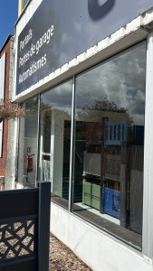 Photo de galerie - Nettoyeur de vitres