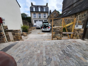 Photo de galerie - Réalisation d'un muret en pierre. 