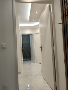 Photo de galerie - Photo d'un chantier rénovation (pose de placo, carrelage, peinture..)
