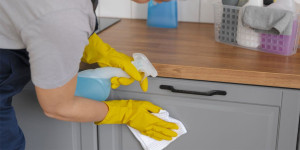 Photo de galerie - Désinfection après nettoyage de cuisine 
